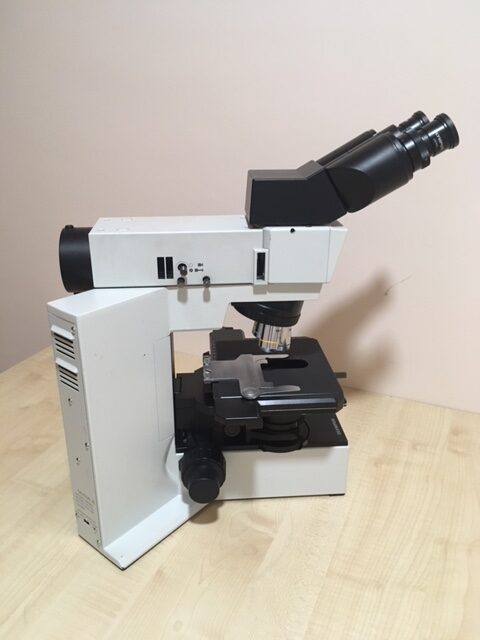 Microscopio Metalográfico Olympus BX40 – Microscopistas
