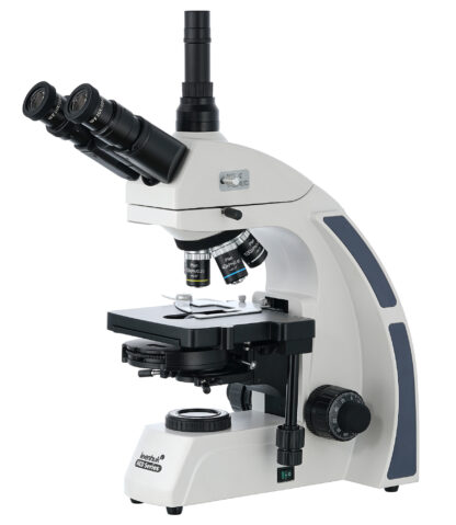 Microscopio trinocular Levenhuk MED 45T